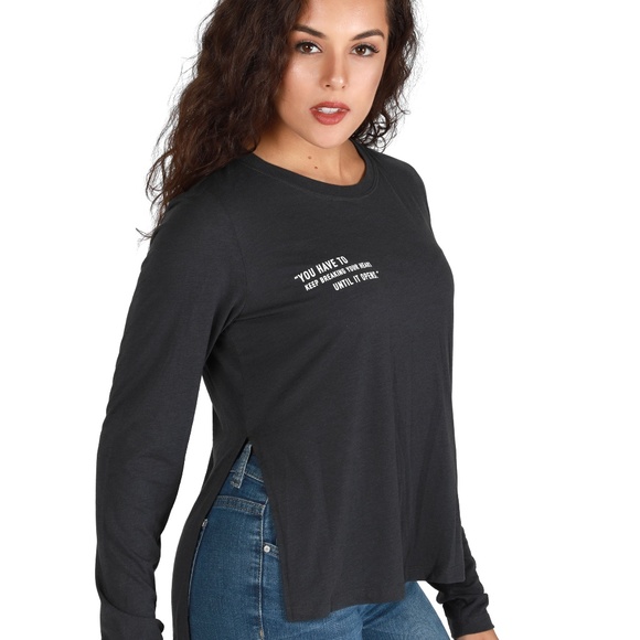 WOMEN'S FLOWY LONG SLEEVE TEE - Picture 2 of 3